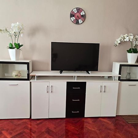Apartman Prvi Red Do Mora Crikvenica Bagian luar foto