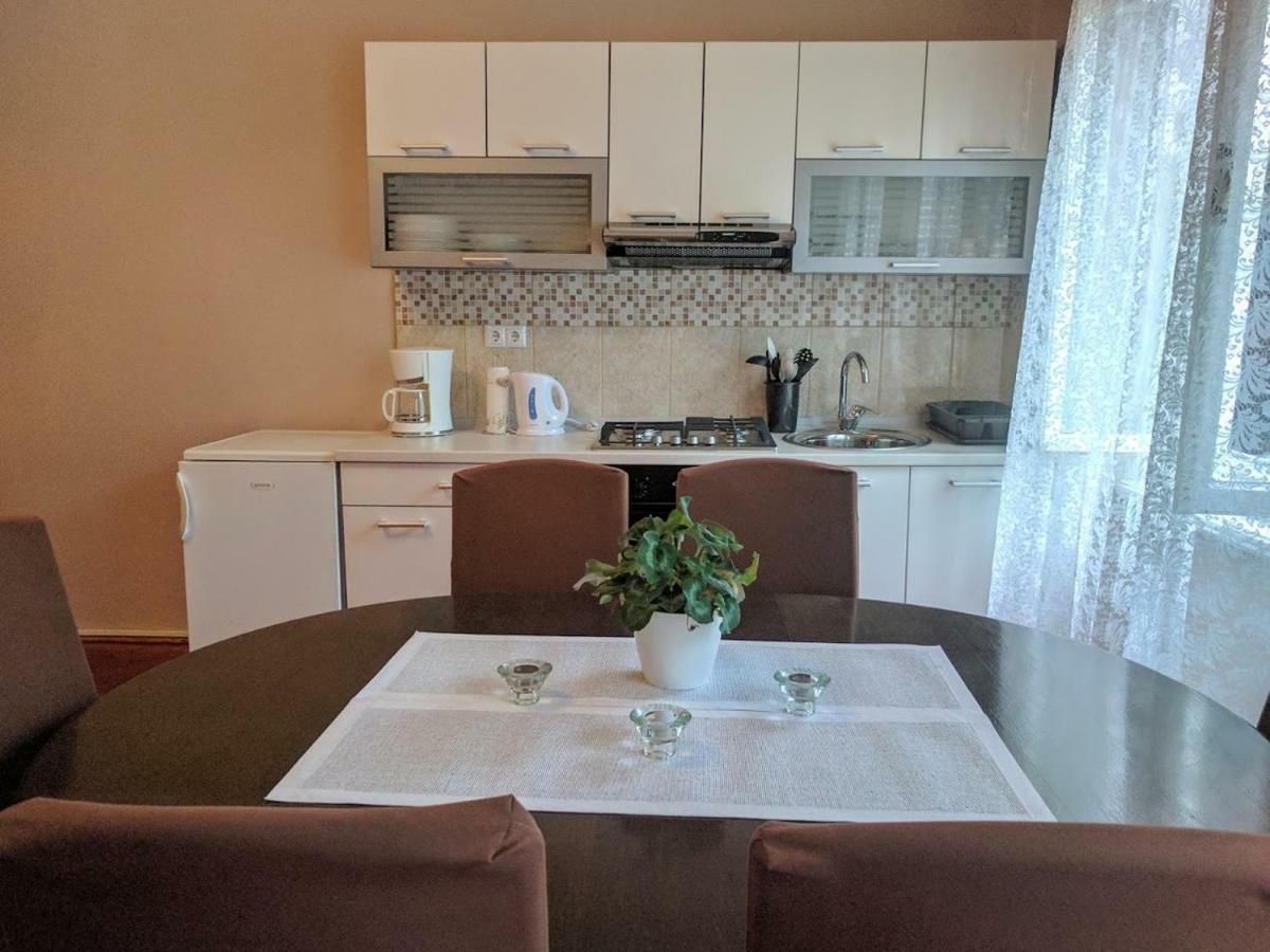 Apartman Prvi Red Do Mora Crikvenica Bagian luar foto