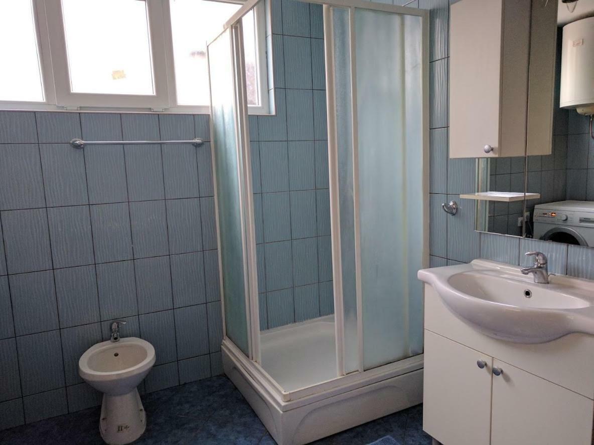 Apartman Prvi Red Do Mora Crikvenica Bagian luar foto